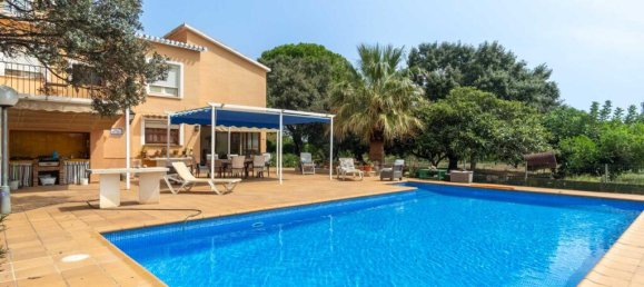5 bedrooms Villa in Denia, Spain No. 261791 4