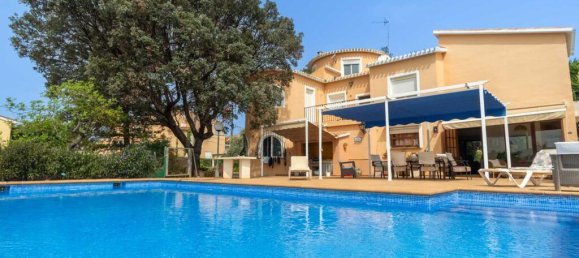 5 bedrooms Villa in Denia, Spain No. 261791 3