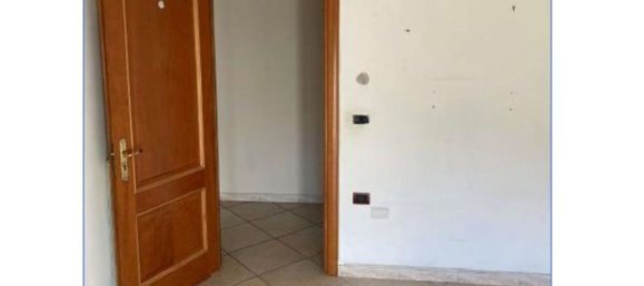 4 rooms Apartment in San Giorgio a Cremano, Italy No. 258641 6
