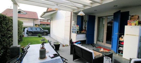 3 bedrooms Villa in Massarosa, Italy No. 85696 5