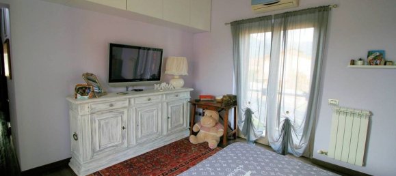 3 bedrooms Villa in Massarosa, Italy No. 85696 17