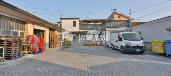 121m² Commercial property in Recanati, Italy No. 346227 2