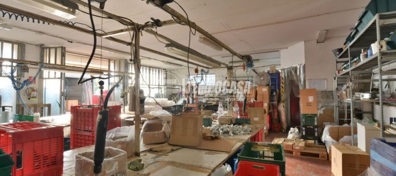 121m² Commercial property in Recanati, Italy No. 346227 5