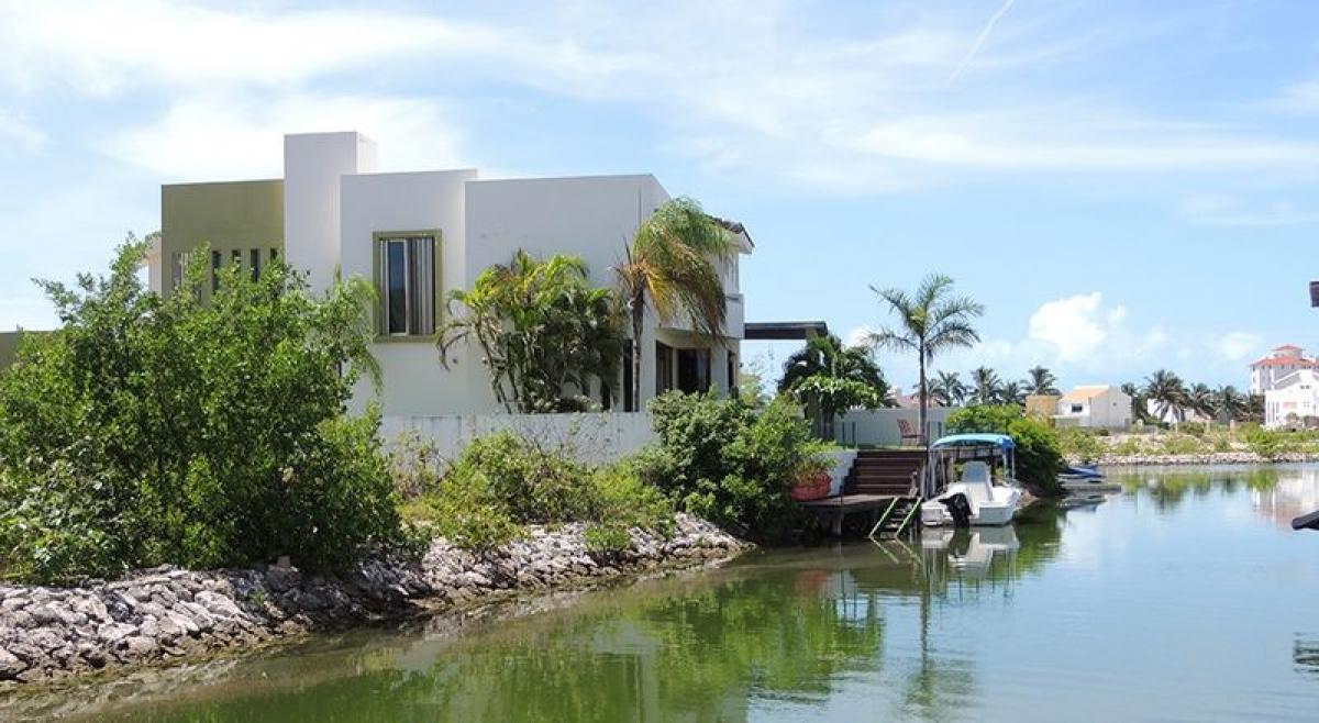 Дом с 3 спальнями в Мехико, Мексика № 146961