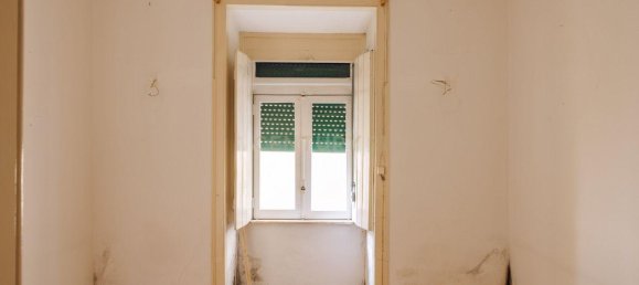 4 bedrooms Apartment in Lisbon, Portugal No. 126054 21