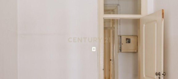 4 bedrooms Apartment in Lisbon, Portugal No. 126054 15