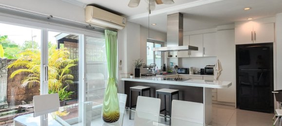 3 chambres villa à vendre à Pattaya, Chonburi, Eastern Thailand, Thailand № 60155 8