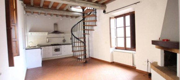 3 Schlafzimmer Wohnung in Volterra, Italy, Nr. 1392 12