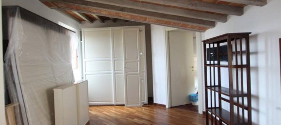 3 Schlafzimmer Wohnung in Volterra, Italy, Nr. 1392 6