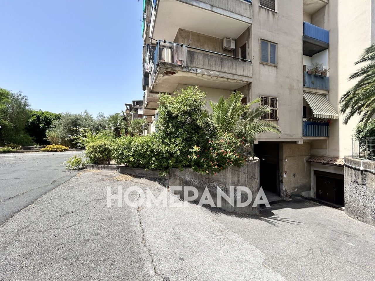 1 room Warehouse in Catania, Italy No. 296612