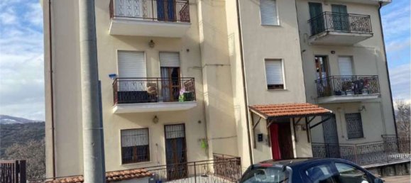 4 rooms Apartment in Lecce nei Marsi, Italy No. 186701 6