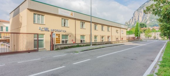 122m² Commercial property in Lecco, Italy No. 336448 19