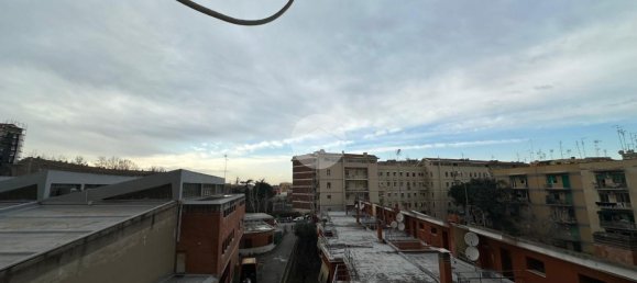 3غرفة شقة في Rome, Italy رقم 30900 24