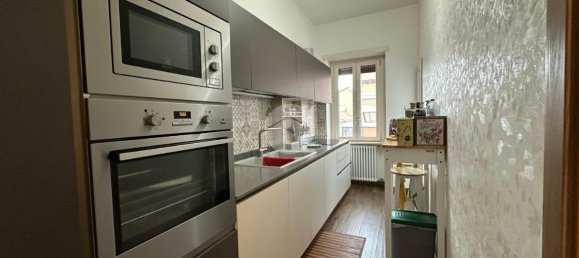 3غرفة شقة في Rome, Italy رقم 30900 12