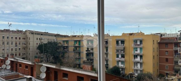 3غرفة شقة في Rome, Italy رقم 30900 25