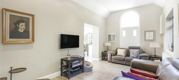 3 bedrooms Bungalow in Little Berkhamsted, United Kingdom No. 6541 5