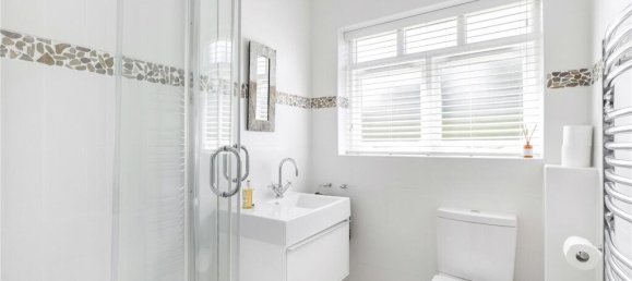 3 bedrooms Bungalow in Little Berkhamsted, United Kingdom No. 6541 13