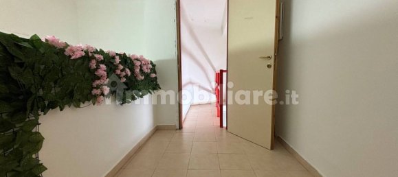 2 rooms Office in Milan, Italy No. 250933 6