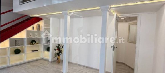 2 rooms Office in Milan, Italy No. 250933 2