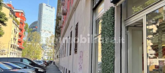 2 rooms Office in Milan, Italy No. 250933 3