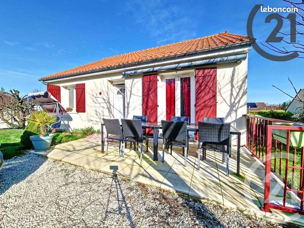 Villa T3 em Saint-Julien-les-Villas, France N.º 81256