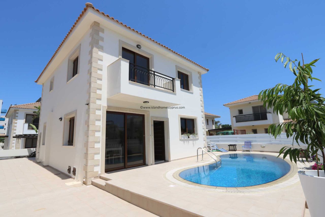 Casa T4 em Pernera, Cyprus N.º 23891