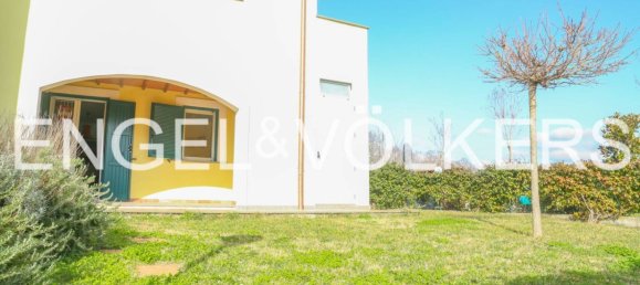 3 bedrooms Apartment in Grotte di Castro, Italy No. 109340 2