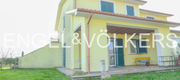 3 bedrooms Apartment in Grotte di Castro, Italy No. 109340 3