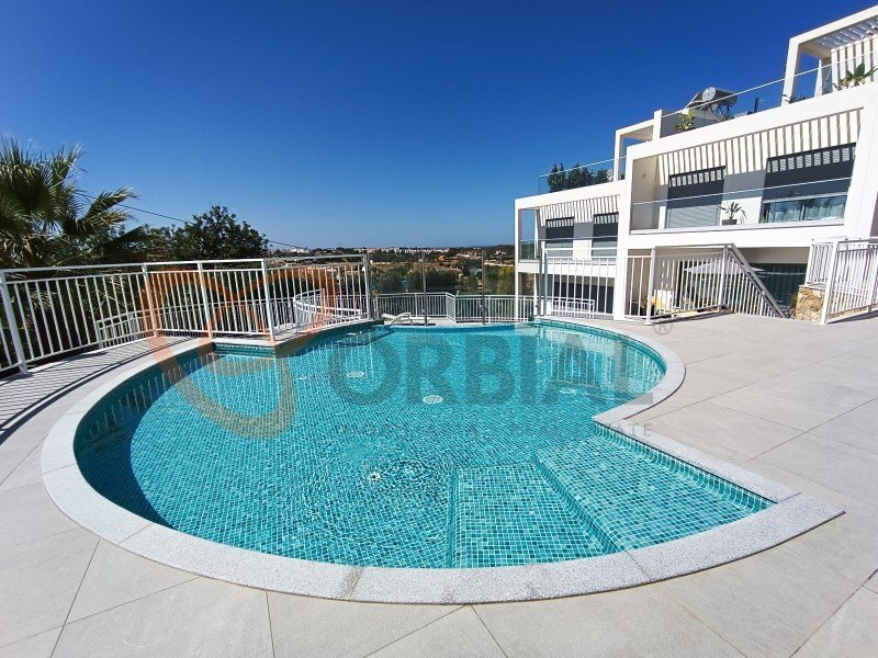 2 bedrooms Villa in Albufeira, Portugal No. 139229