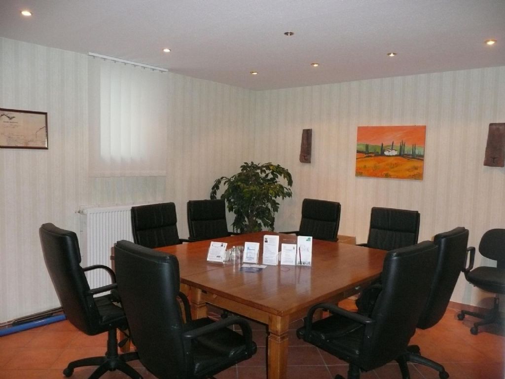 7غرفة بناية في Main-Kinzig, Germany رقم 181971