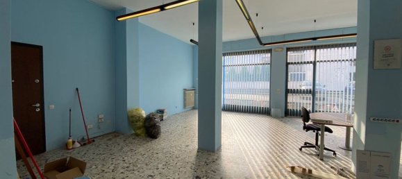 Коммерческая недвижимость 80м² в Виджевано, Италия № 84170 9