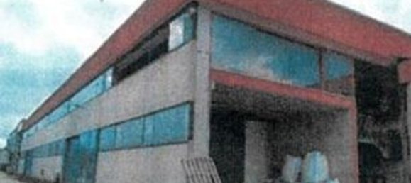 2454m² Commercial property in Corciano, Italy No. 51635 2