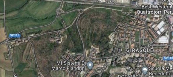 2454m² Commercial property in Corciano, Italy No. 51635 9