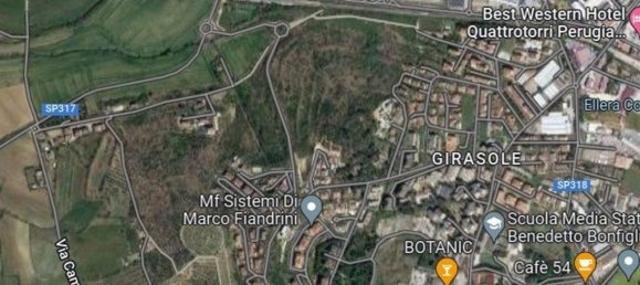 2454m² Commercial property in Corciano, Italy No. 51635 7