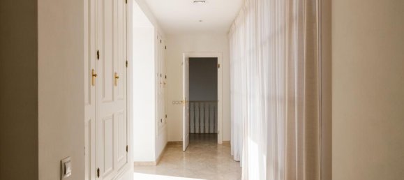 5 chambres Villa à Estepona, Spain No. 45193 24