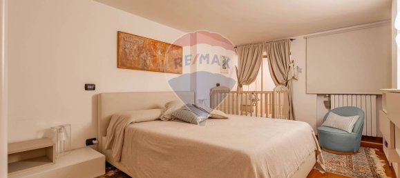 Dúplex de 3 dormitorios en Bari, Italy No. 381731 19