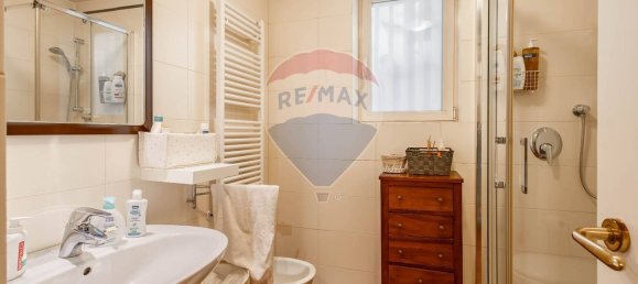 Dúplex de 3 dormitorios en Bari, Italy No. 381731 28