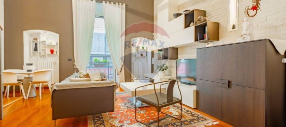 Dúplex de 3 dormitorios en Bari, Italy No. 381731 2