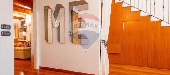 Dúplex de 3 dormitorios en Bari, Italy No. 381731 6