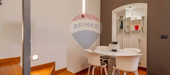 Dúplex de 3 dormitorios en Bari, Italy No. 381731 8