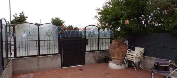 3 bedrooms House in Jesi, Italy No. 312702 2