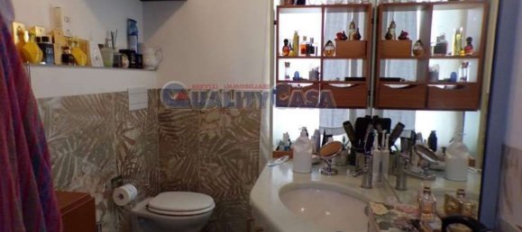 3 bedrooms House in Jesi, Italy No. 312702 9