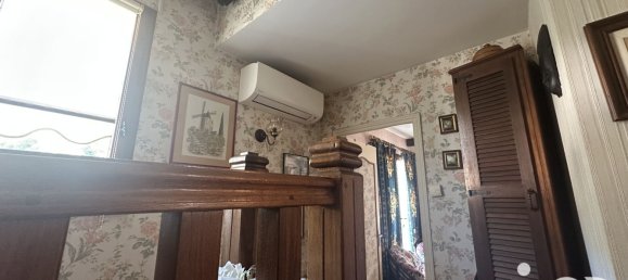 4 bedrooms House in Saint-Gilles, France No. 296865 18