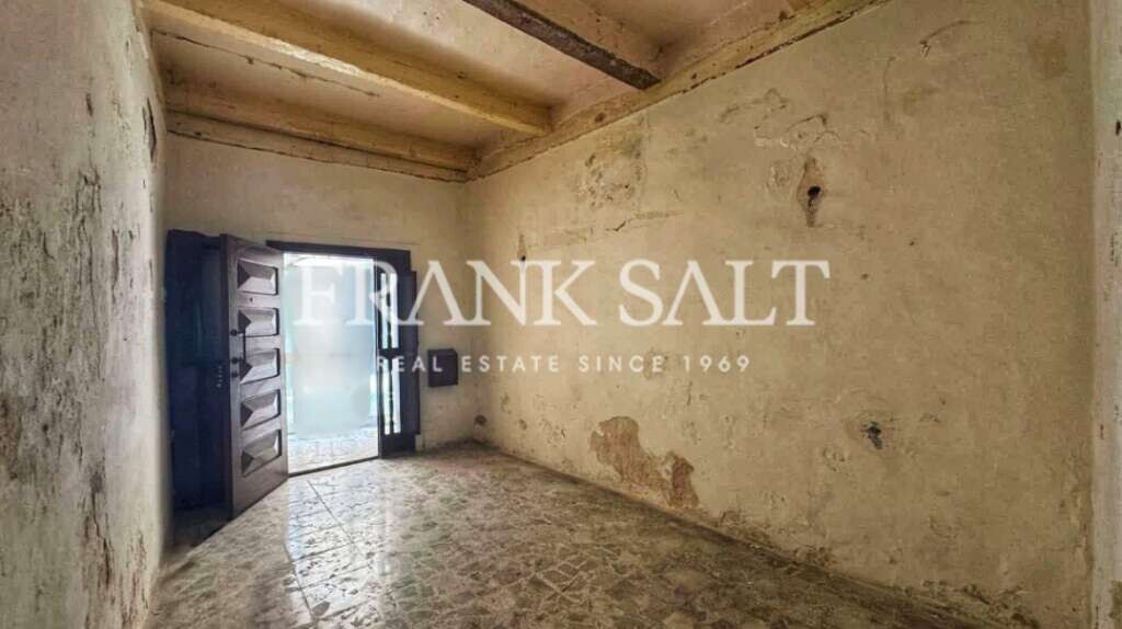 1 bedroom Townhouse in Birkirkara, Malta No. 2912