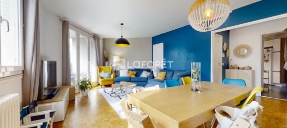 1 bedroom Apartment in Viroflay, France No. 129898 2