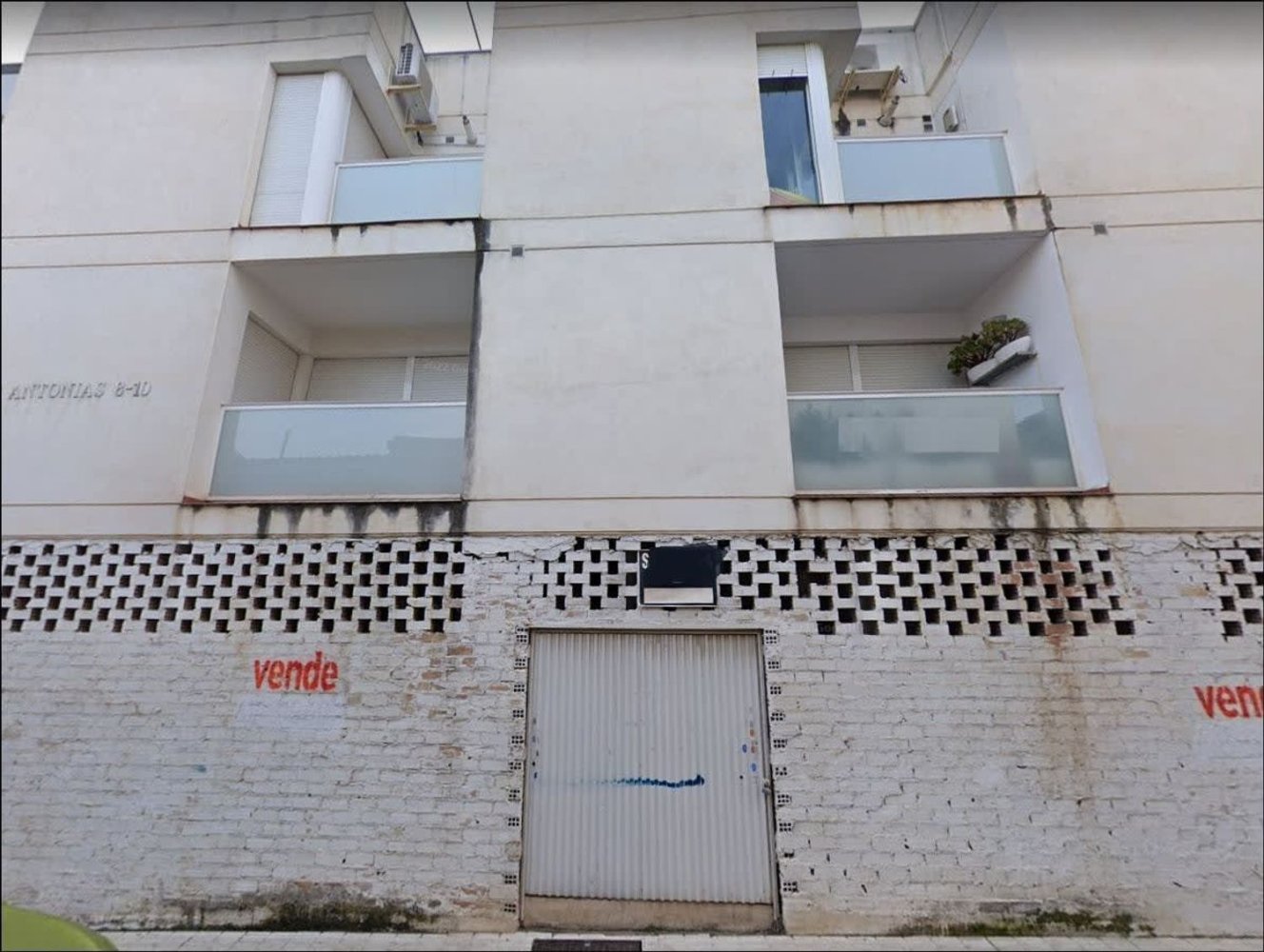 Коммерческая недвижимость 141м² в Гранада, Испания № 151240