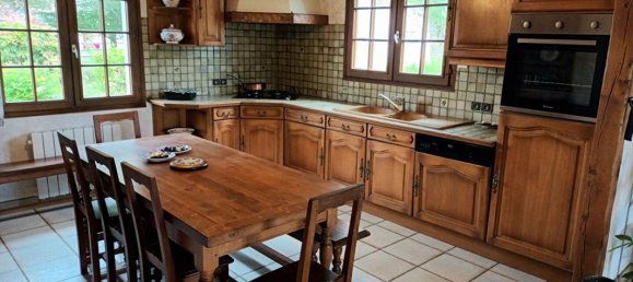 Casa de 4 dormitorios en Saint-Benoit-sur-Loire, France No. 265986 3