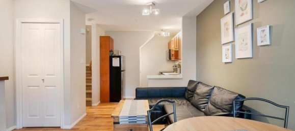 Studio in British Columbia, Canada No. 1181 7