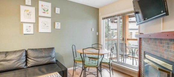 Studio in British Columbia, Canada No. 1181 2