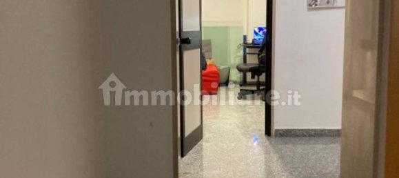 3 rooms Office in Bari, Italy No. 110598 7
